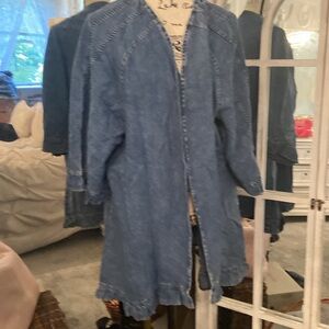 NWOT ruffled accented cardigan